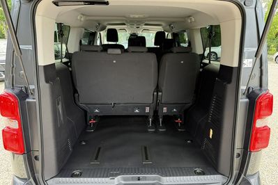 Peugeot Traveller Long Aut