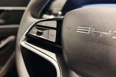 BYD Seal U DM-i 1.5T Design AWD