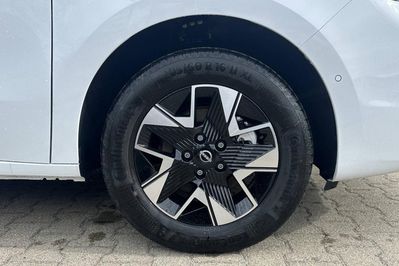 Nissan Townstar Combi N-Connecta DIG-T L2 DCT