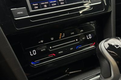 Volkswagen Passat 1.5 TSI Business EVO
