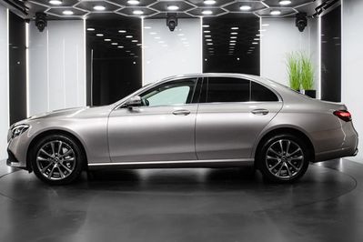 Mercedes Klasa E 300 de 4MATIC Avantgarde