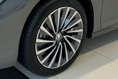 Skoda Superb L&K 2.0 TSI DSG