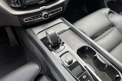 Volvo XC60 T6 Plug-In Hybrid AWD Plus Bright