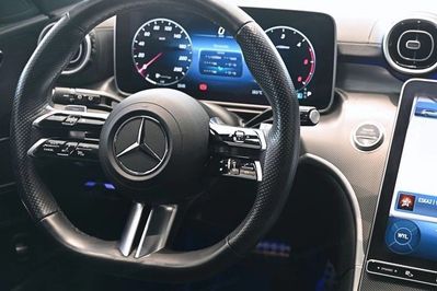 Mercedes Klasa C 220 d mHEV 4-Matic