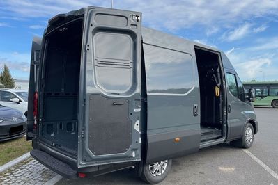 Iveco Daily 12m3 Hi-Matic L3H2