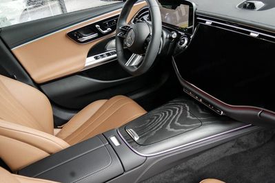 Mercedes Klasa E 200 4-Matic AMG