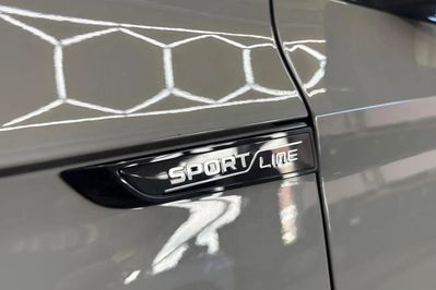 Skoda Octavia Sportline 1.5 TSI mHEV DSG