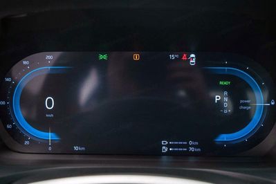 Volvo S60 T8 AWD Plug-In Hybrid Polestar Engineered