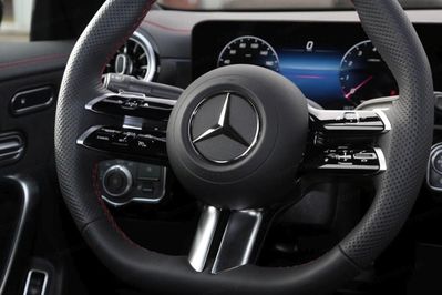 Mercedes CLA 220 4-Matic AMG Line