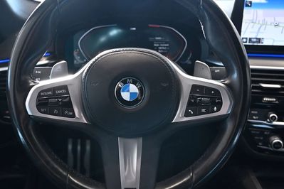 BMW Seria 5 520d xDrive M Sport