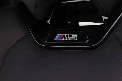 BMW Seria 5 M5