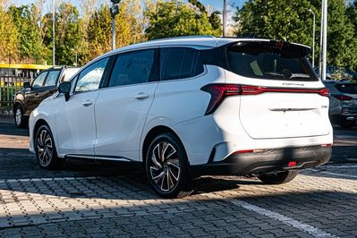 Forthing U-Tour 1.5 DVVT GDI HEV E-CVT