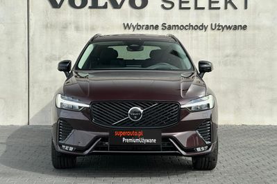 Volvo XC60 B5 B AWD Ultra Dark
