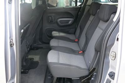Toyota Proace City Verso 1.2 d-4T Family