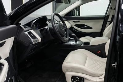 Jaguar E-Pace P200 AWD R-Dynamic HSE