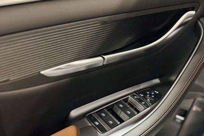 BYD Seal U DM-i 1.5T Design AWD