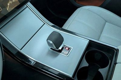 Land Rover Range Rover Velar D200 S