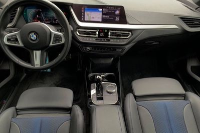 BMW Seria 2 218i M Sport aut