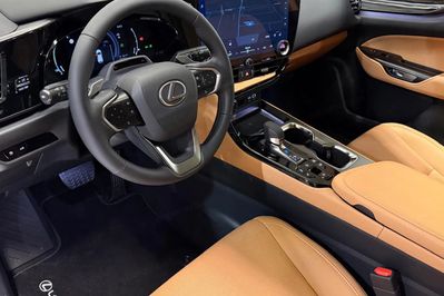 Lexus NX 350h Prestige AWD