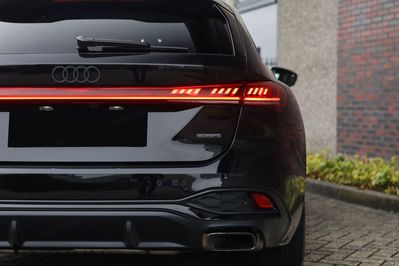 Audi A5 e-Hybrid quattro S line Avant