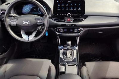 Hyundai i30 1.5 t-Gdi 48V Smart Dct