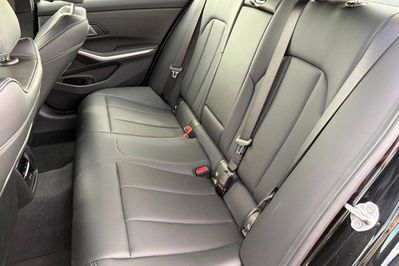 BMW Seria 3 318i M Sport