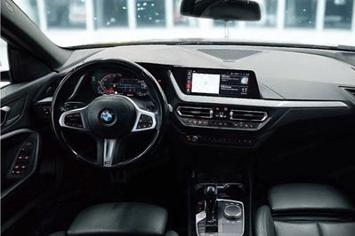 BMW Seria 2 220i M Sport sport-aut