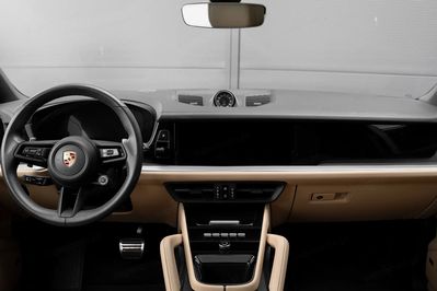 Porsche Cayenne Coupe E-Hybrid