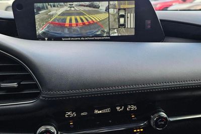 Mazda 3 2.0 mHEV AWD Hikari