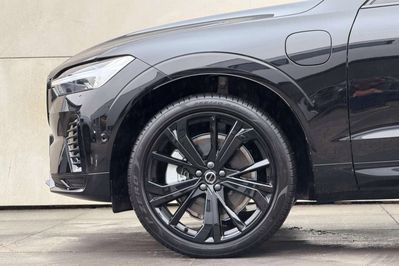 Volvo XC60 T6 Plug-In Hybrid AWD Ultra Black Edition