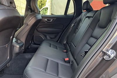 Volvo V60 CC Plus B4 D AWD aut