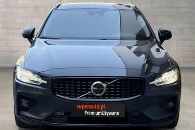 Volvo V60 B4 B Plus Dark