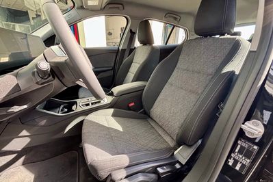 BMW Seria 1 120 mHEV aut