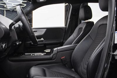Mercedes GLB 200