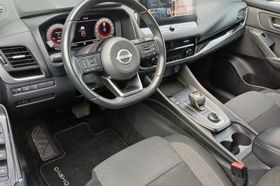Nissan Qashqai 1.3 DIG-T mHEV N-Connecta 4x4