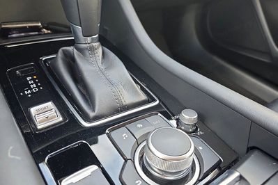 Mazda 6 2.0 Center-Line