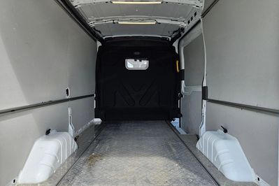 Ford Transit L2H2