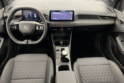 MG 3 Exclusive 1.5 Hybrid+ AT