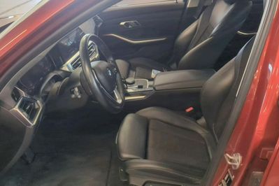 BMW Seria 3 318i Sport Line