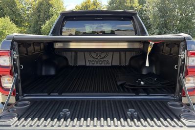 Toyota HiLux 2.8 d-4D Double Cab Gr Sport 4X4