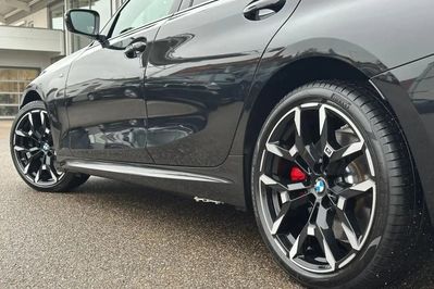 BMW Seria 3 330i xDrive M Sport