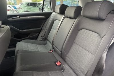 Volkswagen Passat Business 1.5 TSI  DSG
