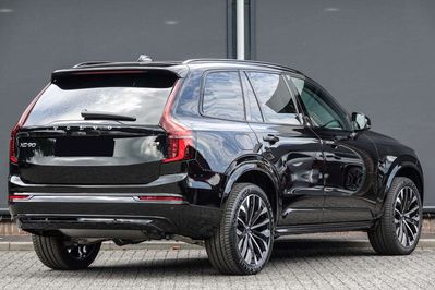 Volvo XC90 T8 AWD Plug-In Hybrid Ultra Dark 7os