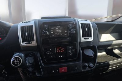 Peugeot Boxer 435 BlueHDi L4H3 Premium
