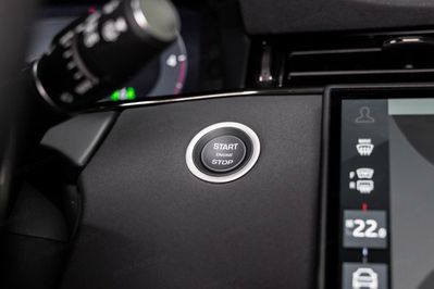 Land Rover Range Rover Evoque D200 Dynamic SE