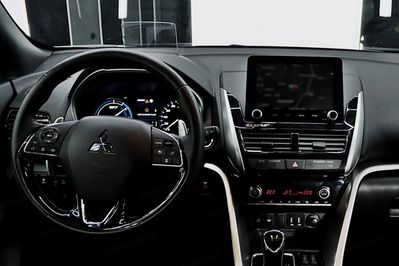 Mitsubishi Eclipse Cross 2.4 PHEV Instyle Plus 4x4