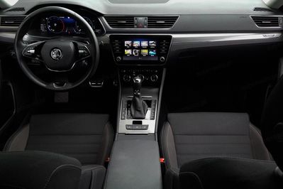 Skoda Superb 2.0 TDI SCR 4x4 Scout DSG