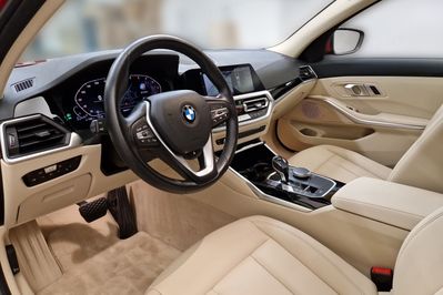 BMW Seria 3 318d Advantage