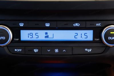 Toyota Avensis 1.8 + LPG Premium