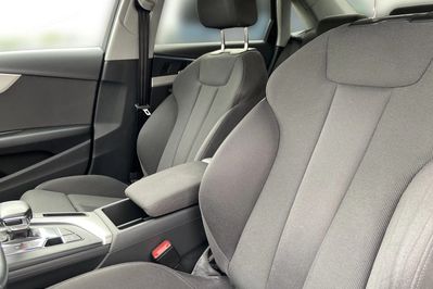 Audi A4 40 TFSI mHEV Quattro Advanced S tronic